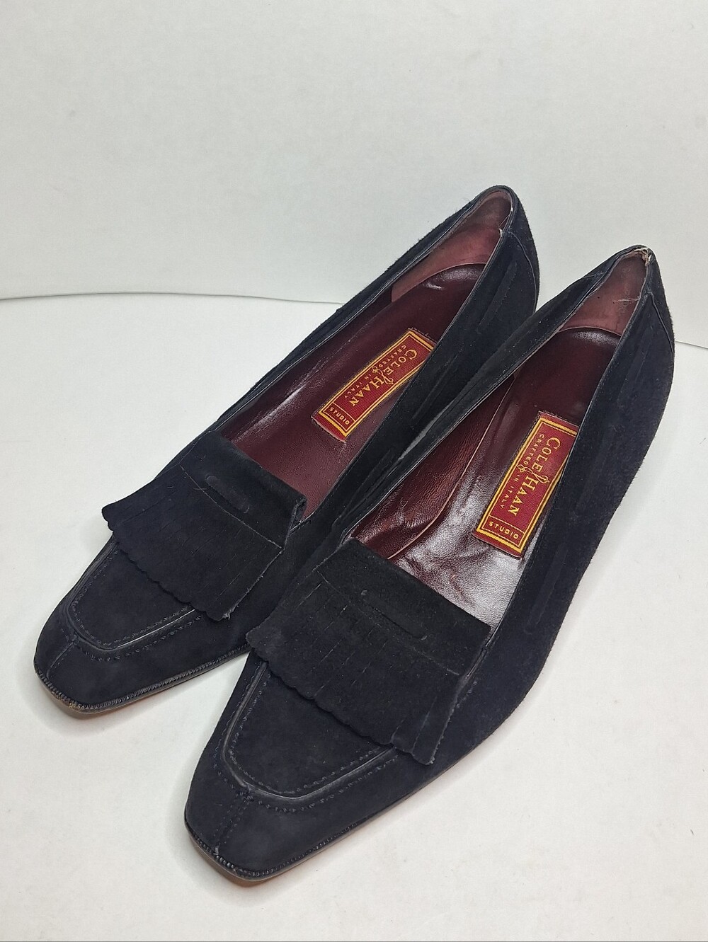 Cole Haan Vintage Small Kitten Heel Black Suede Loafers Tassel Size 9 B
